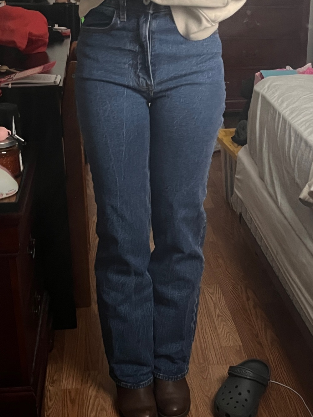 Abercrombie - Dark Wash 90’s Relaxed Jeans (24R)